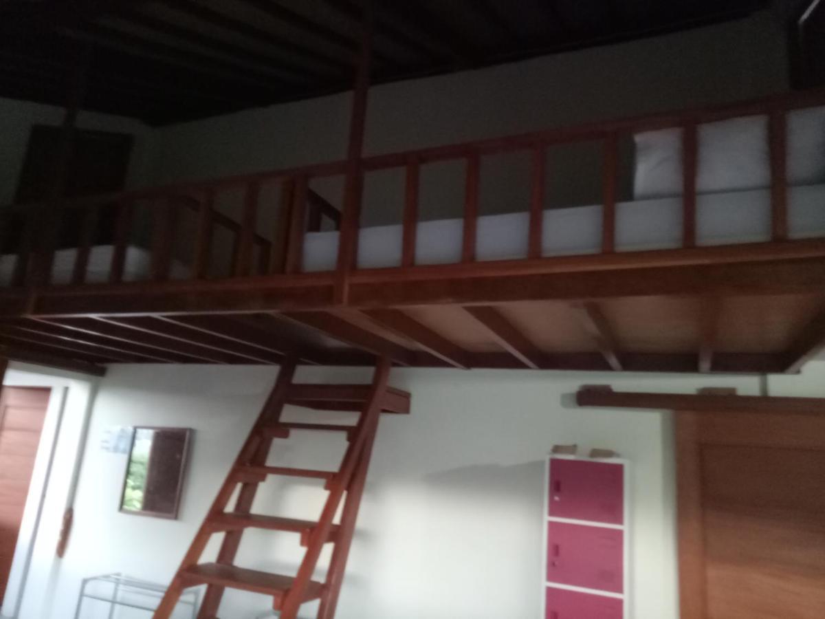 Amed Stop Inn Homestay, Rooftop Restaurant And Bar 외부 사진