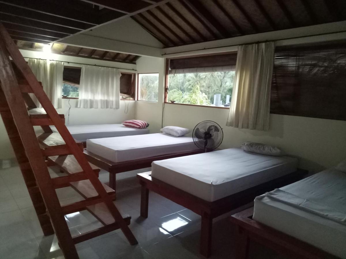 Amed Stop Inn Homestay, Rooftop Restaurant And Bar 외부 사진